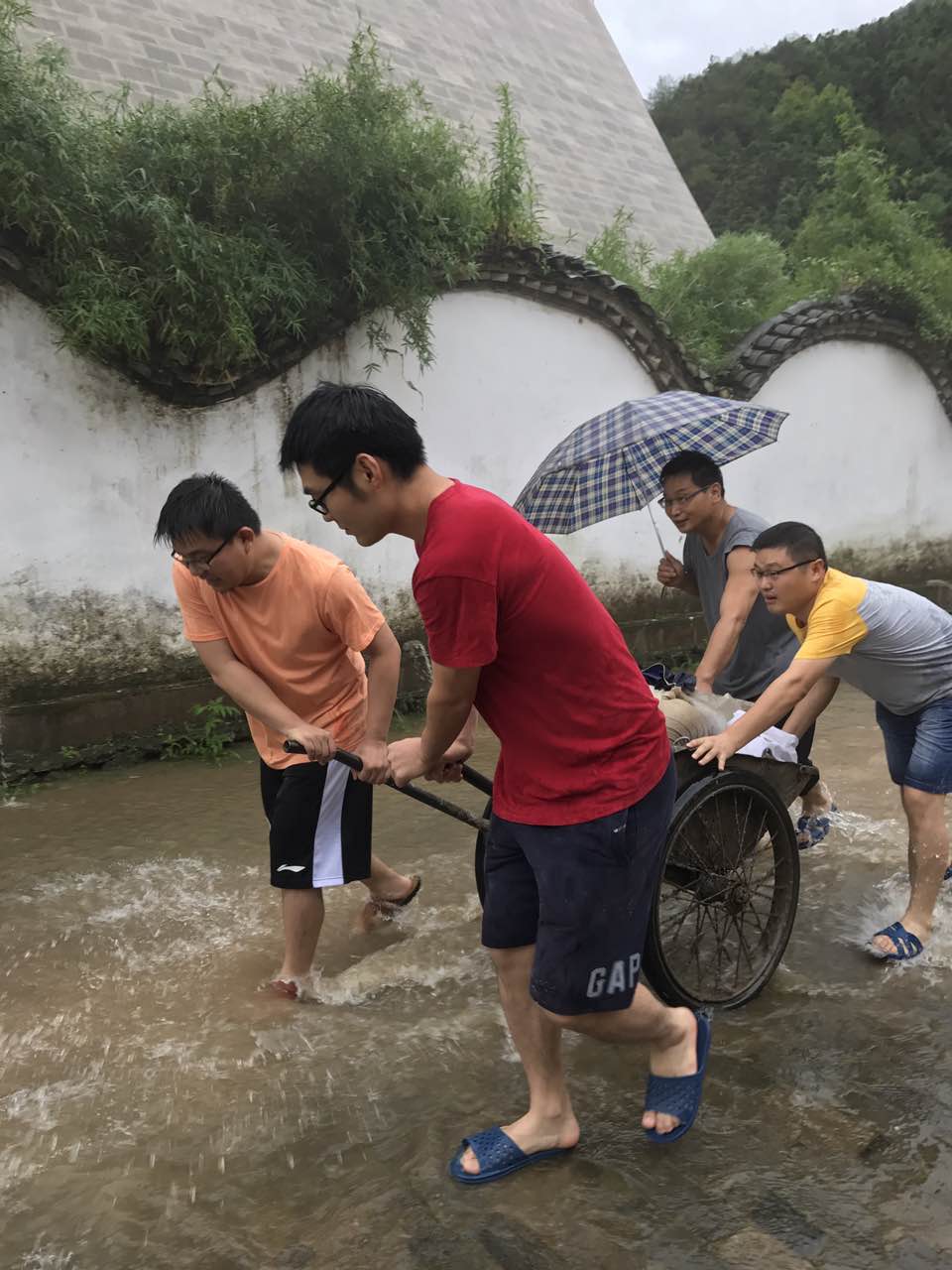 古陶所汛期紧急抢险